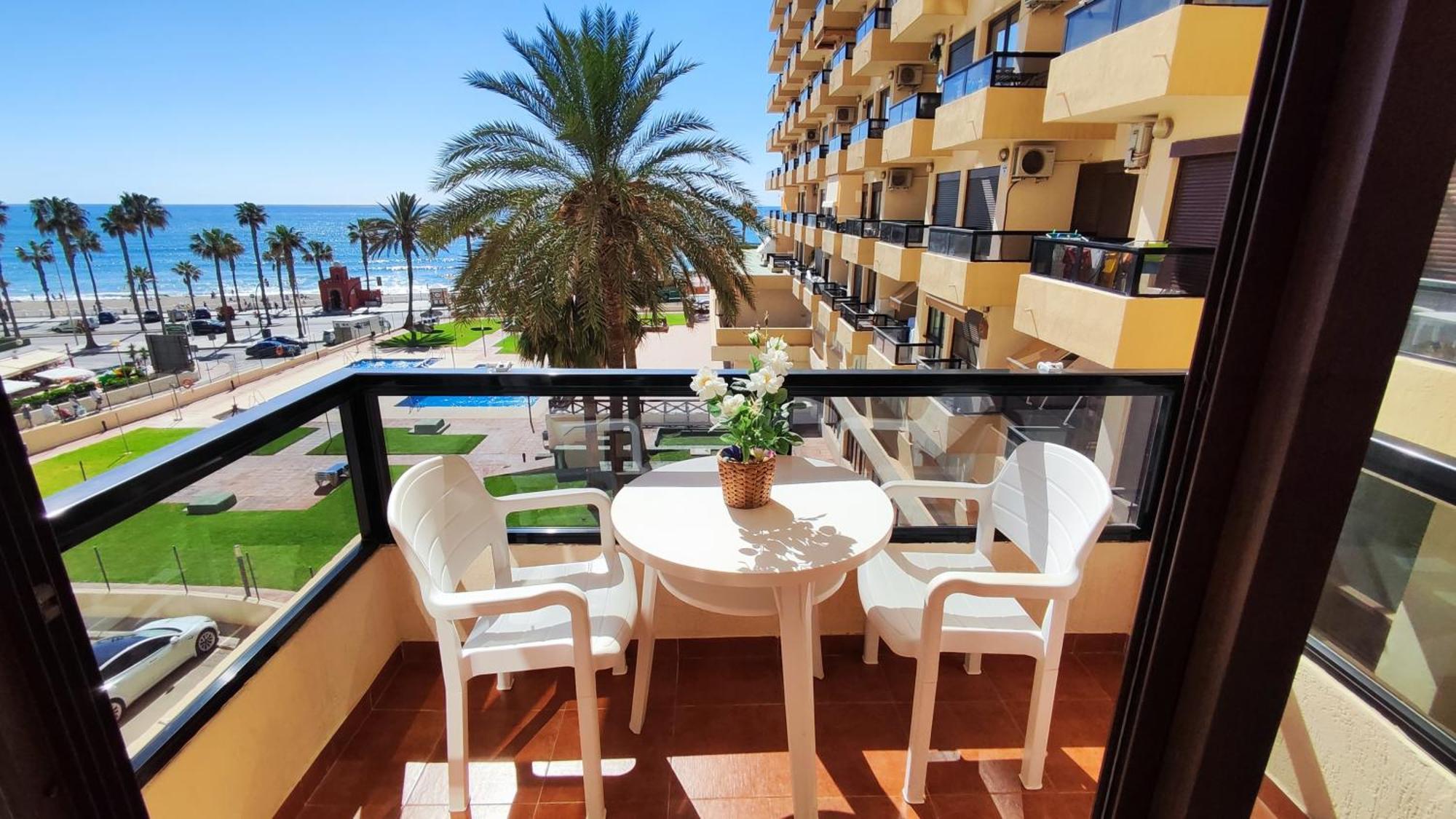 Aloha Playa Apartment With Ocean Views And Pools Benalmádena Εξωτερικό φωτογραφία